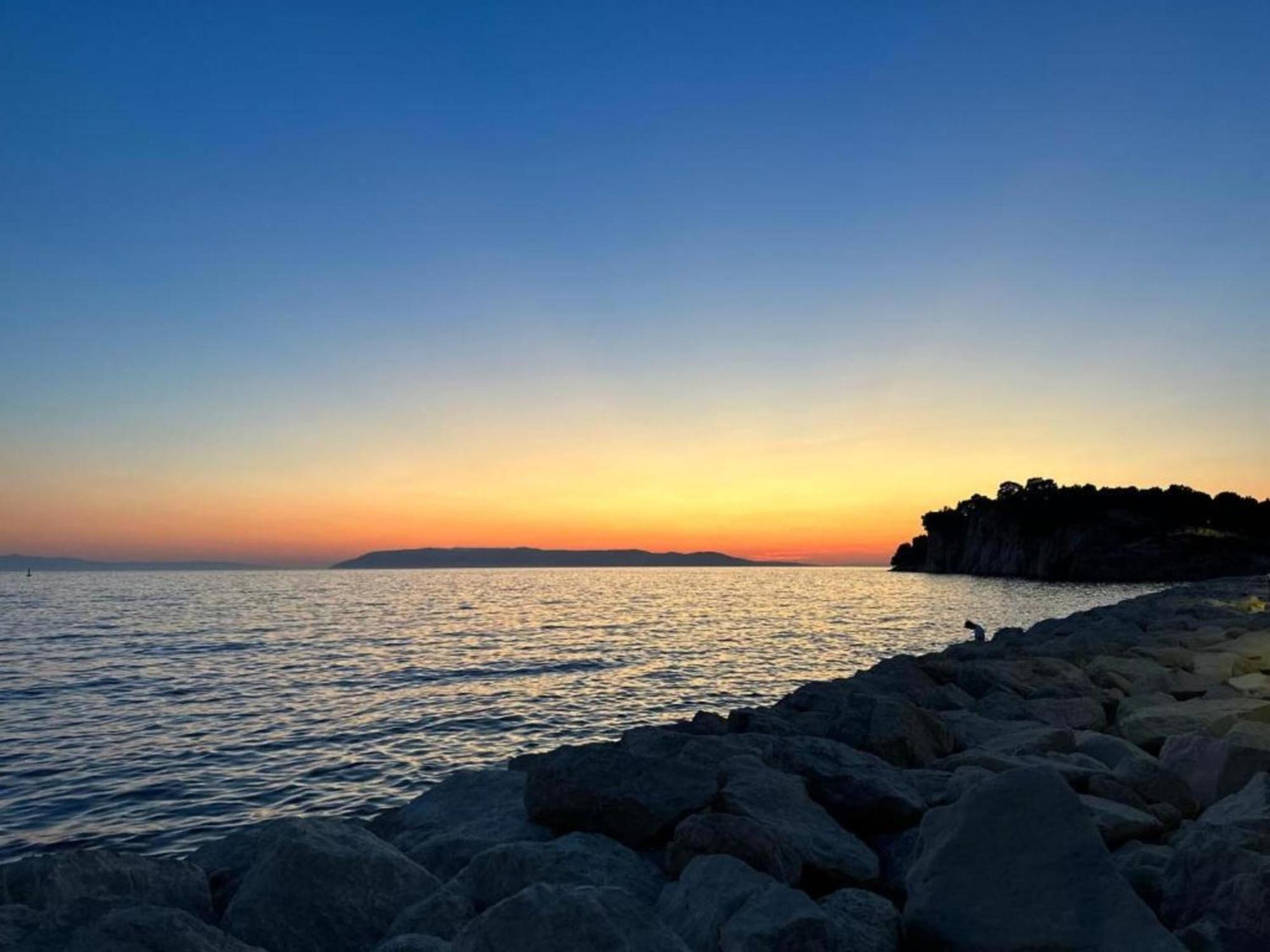 Luxurious Holiday Home In Makarska With Jacuzzi Екстер'єр фото